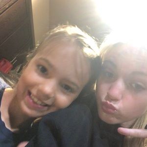 Meet your Posher, Ella